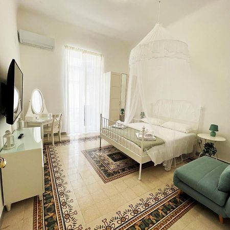 Bari Centro Harmony House Ξενοδοχείο Εξωτερικό φωτογραφία
